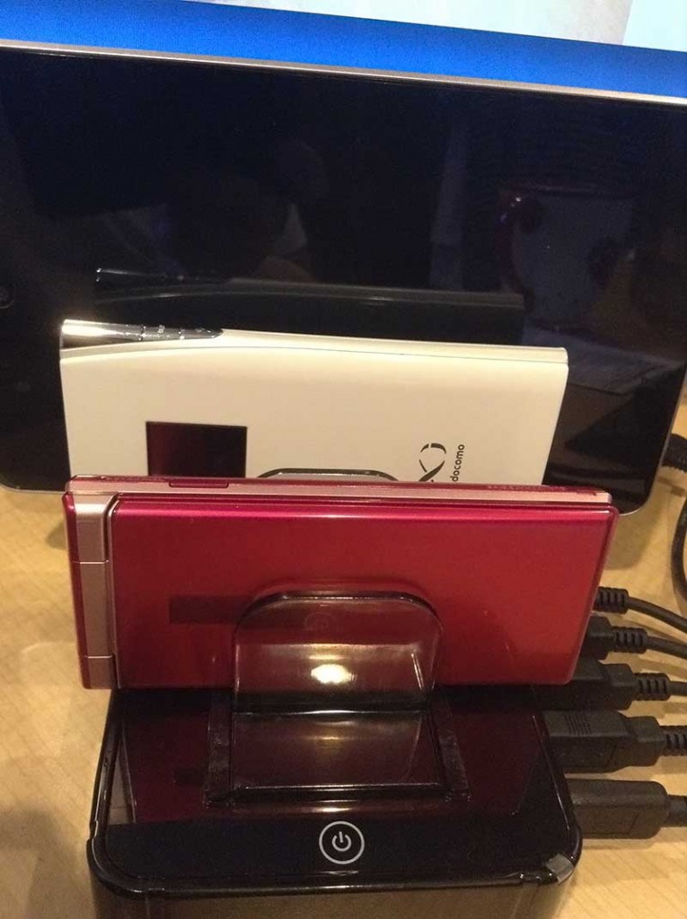 USB充電ステーション 機器を設置